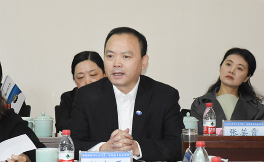 新街街道市人大代表、政協(xié)委員視察活動(dòng)走進(jìn)中辰電纜座談交流