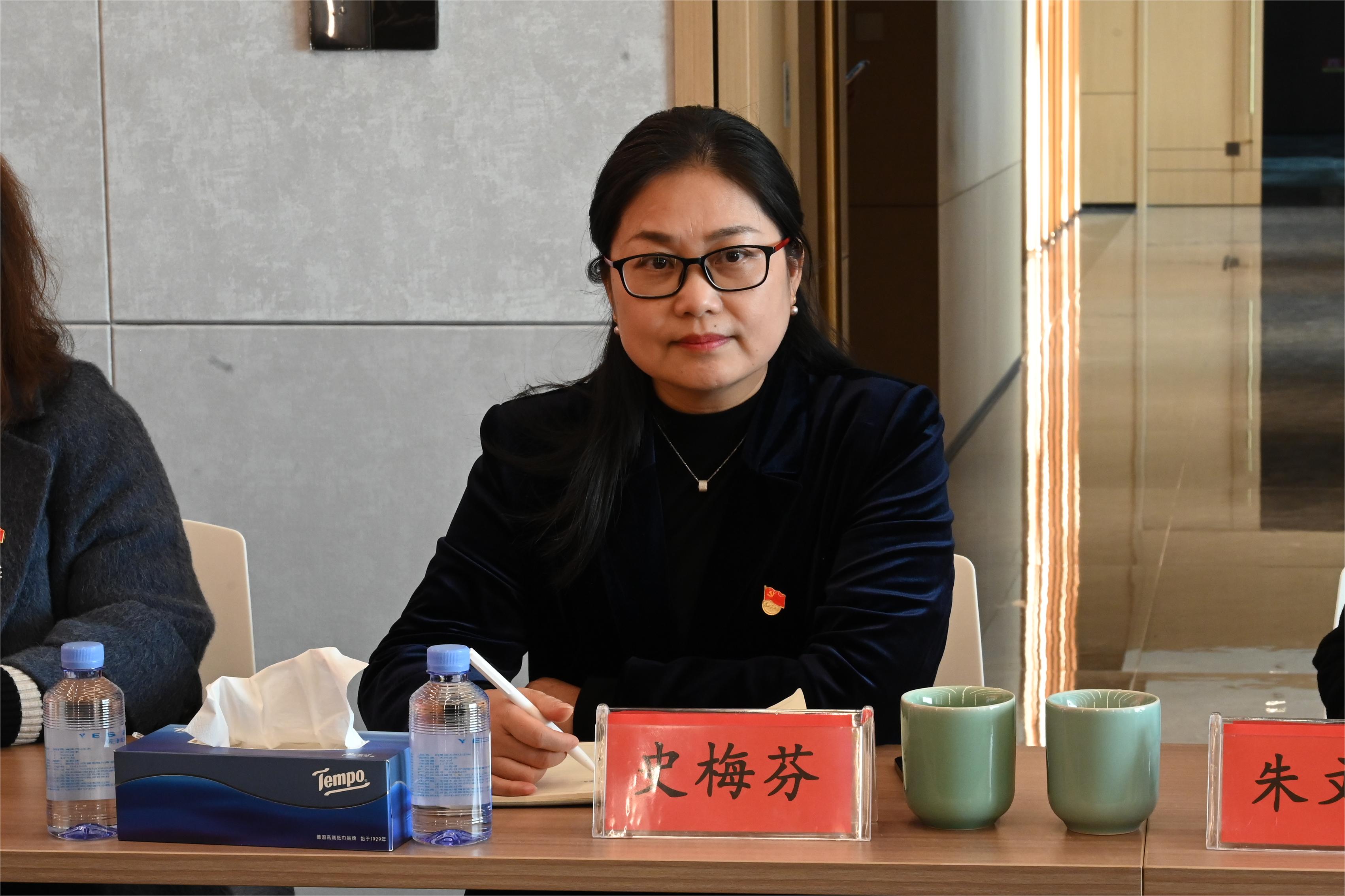 傲雪寒梅自芬芳，恒久綻放譜新章——記中辰股份采供部高級部長(cháng)史梅芬